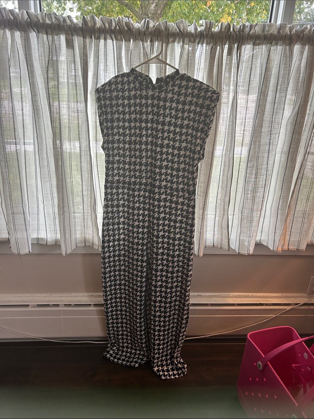 SHEIN Black & White Houndstooth Wide-Leg Jumpsuit